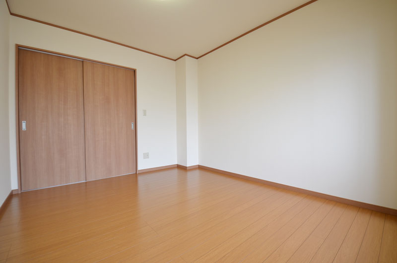 大町1-17
