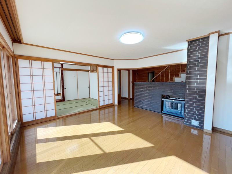 居間 札幌市西区西野7-5